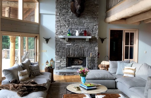 Saugerties House | Luxurious, Private Mtn Estate- Close to Woodstock on 15 acres w Pool and Hot Tub