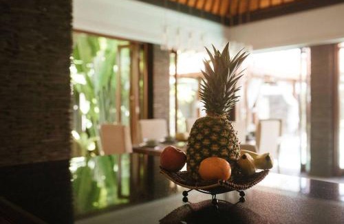 Berawa Villa | Luxury 3BR Villa Di Bucu Canggu