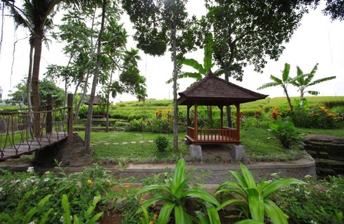Batu Bolong Villa | Luxury Balinese Style Living Private Villa