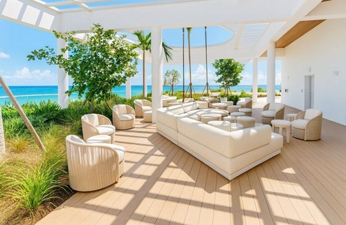 North Beach Condo | Luxury Beachside Oasis