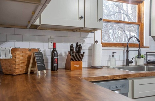 St. Johnsbury Center House | Luxury Lodge in the Heart of the Northeast Kingdom