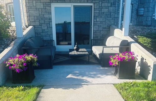 Morristown Condo | Luxury Waterfront 2 BR Condo on the St. Lawrence River