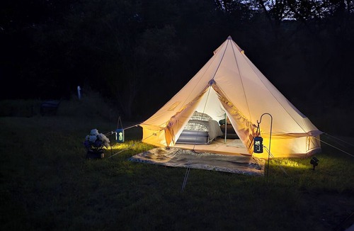 West Hartford Cabin | Magical Canvas Bell Tent on Private Acreage – Near Woodstock