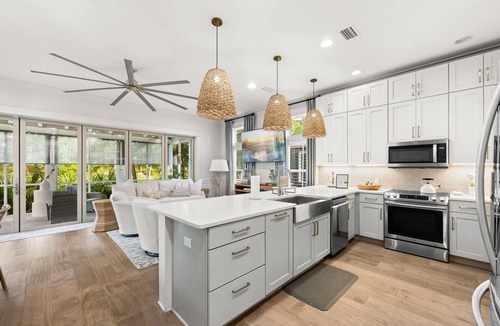 Seacrest Condo | Magnolia Cottages by the Sea by Panhandle Getaways