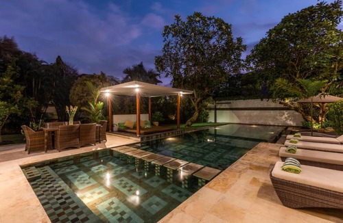 Batu Bolong Villa | Mary's Beach Villa