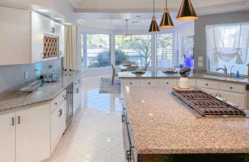 Desert Shores House | Minutes from Strip, Lakeview with "Beach" access, Canoe and Clubhouse