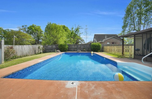 Gunter Afs House | Modern 4BR Oasis w/Private Pool, Outdoor Lounge & Full Amenities