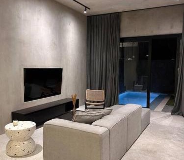 Babakan Villa | Modern Loft Style Villa2, Canggu