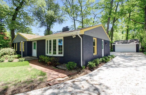 Wooded Estates House | Modern Notre Dame Get Away! EV Charger (1614)