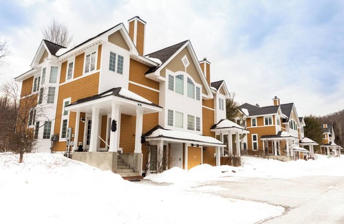 West Dover Hotel | Mount Snow Lodging by Vail Resorts