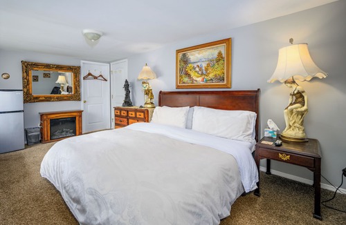 Maplecrest Bed & Breakfast | Mountain Treasure B&B