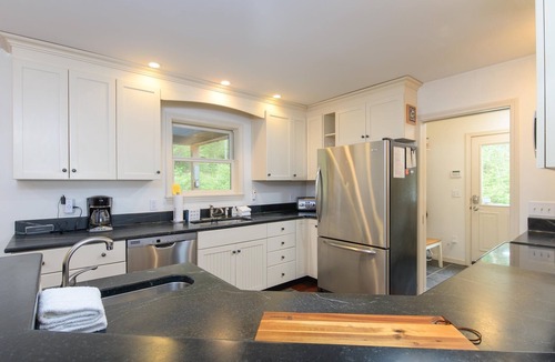 Stratton and Bromley Ski Areas House | Mountain View Retreat