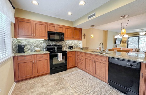 Arcadian Shores Villa | Myrtle Beach SC.Kingston Plantation.5 minute walk to beach.ground floor villa