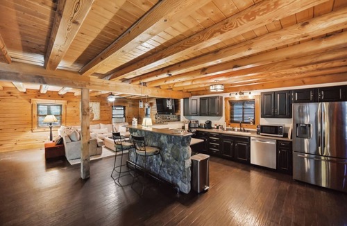 Ashburnham House | NEW! Cushing Home | Family Cabin Near Wachusett Mtn