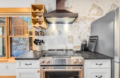 Agpar Condo | New! Lake McDonald Townhome. In Glacier National Park!