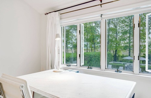 Water Mill House | New Listing - Eclectic home with private pool, decorated loft, gas.