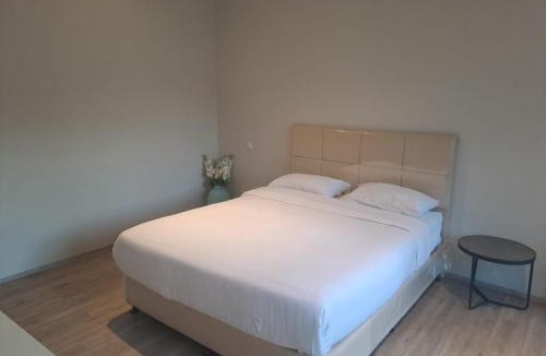 Umalas Villa | New openning 3 cozy bedrooms Pool Villa Canggu