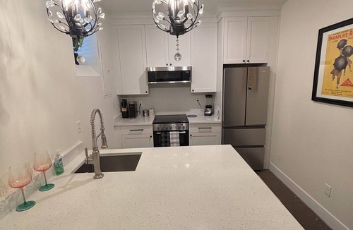 Grosse Pointe Condo | Newly-built modern farmhouse condo available in Grosse Pointe Park!