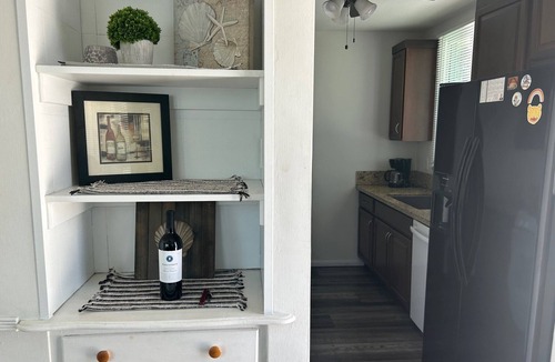 Del Aire House | Nice two bedroom home near, beach, So-fi & LAX