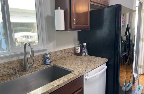 Del Aire House | Nice two bedroom home near, beach, So-fi & LAX