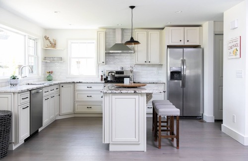Aquebogue House | North Fork Home Steps to Private Beach & Walk to Marina, Farms, Restaurants.
