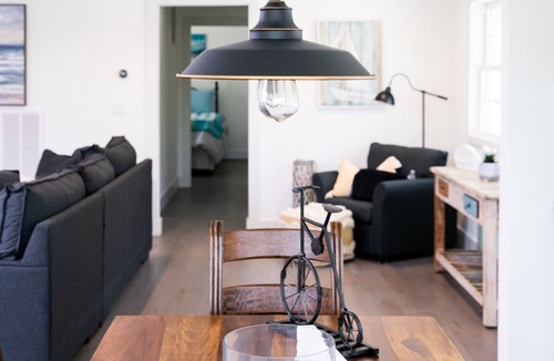 Aquebogue House | North Fork Home Steps to Private Beach & Walk to Marina, Farms, Restaurants.
