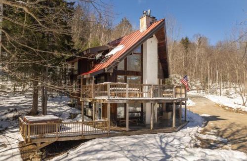 West Bridgewater House | Northeast Passage Chalet