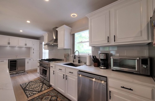 Jamesport House | NorthFork Getaway with Beach Access 4br 3bath