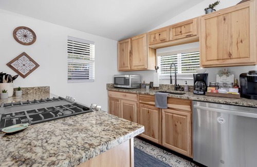 Divide Cabin | Nottingham Nook, a stylish cabin in Divide CO w/HOT TUB, game room, & seclusion!