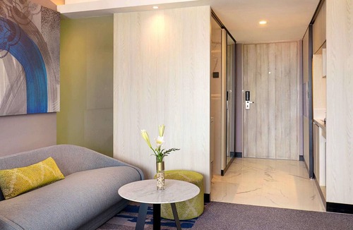 Malioboro Hotel | Novotel Suites Yogyakarta Malioboro