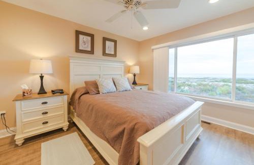 Oceanmarsh Subdivision House | Ocean Front - Two Bedroom Villa in the D Building - New Decks!