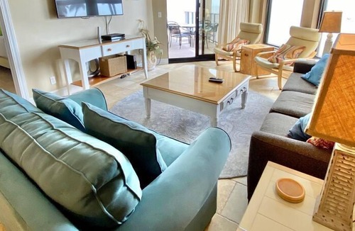 Isle of Palms Condo | Oceanfront 3rd Floor Condo in Wild Dunes with Community Pool! Great View Looking at Beach!
