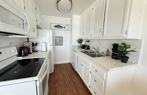 South Redondo Apartment | Oceanfront Getaway - Stunning Views