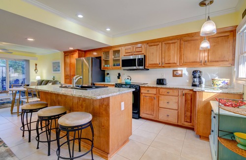 Myrtle Beach Villa | One Block from Ocean, Family-Friendly, Shared Pool