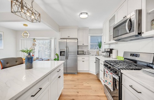Inglewood House | Outstanding Pool House Next to Intuit Dome/SoFi for World Cup