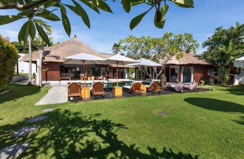 Banjar Semer Villa | Palm Merah Villa By Bali Cabin