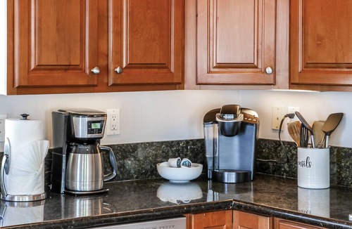 Mission Beach House | Panoramic Ocean View Huge Rooftop Deck - Sleeps 12