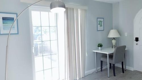 East Pasadena House | Pasadena suite with private entrance