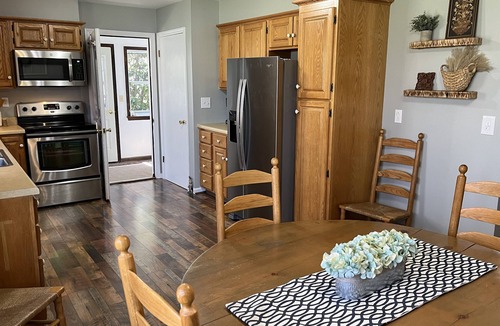Oneonta House | Patten Place - Close to everything in Oneonta - clean, updated private home.