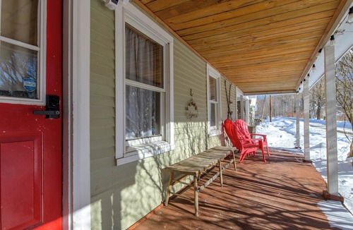 Richford Cabin | Peaceful 3-bedroom cabin with 4 beds in charming Montgomery minutes to Jay Peak!