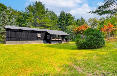 Chester House | Peaceful Brookside Getaway ~10 Mi to Okemo Slopes!