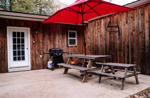 North East Cabin | Peaceful camp in the woods near North East PA
