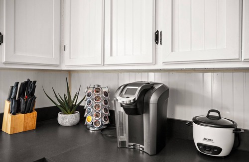 North Charleston House | Pet-Friendly Gem 5 Min to Airport, 30 Min to Beaches, & Fenced Backyard