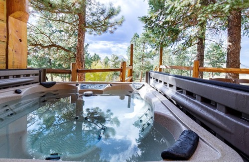 Woodland Park Cabin | Pikes Peak Ranch - Angler's Cove Cabin