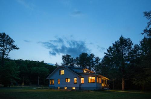 Sparrow Bush Bed & Breakfast | Pine Brook Manor