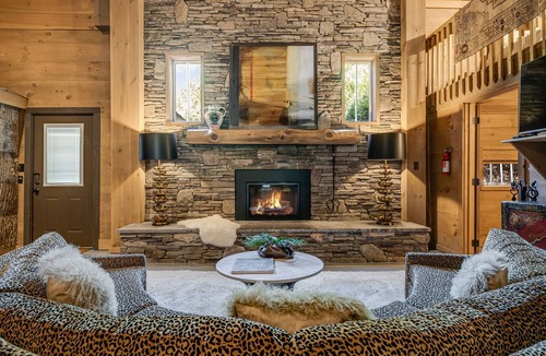 Weaverville House | POOL OPEN! Red Barn Retreat by Carolina Mornings| Pool, Hot Tub & Yoga Studio