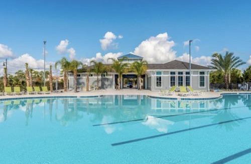 Ono Island Villa | Pretty townhome with pools & hot tub - less than half-mile to beach