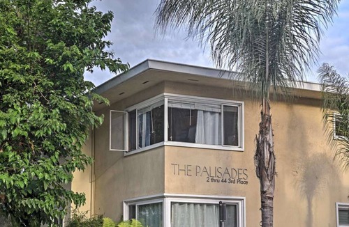 Alamitos Beach Condo | Private beachfront condo on Ocean Blvd.