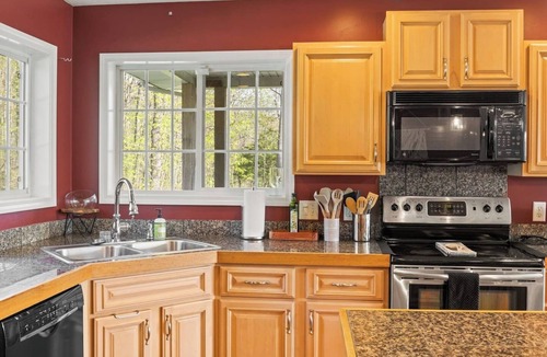 Conesus House | Private Conesus Retreat | Lake Views | Fire Pit