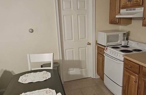Gardner House | Private Convenient 2-bedroom in Gardner
